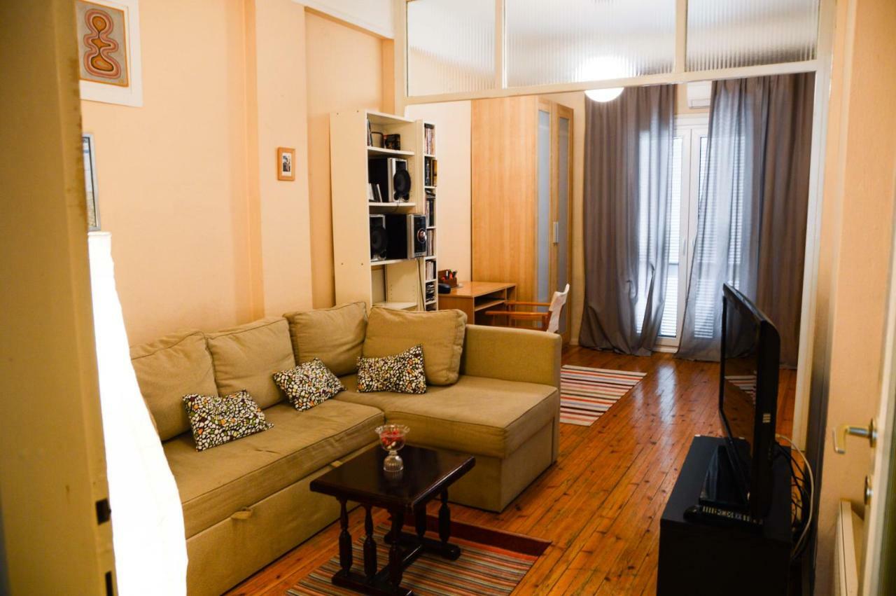 An Apartment For 2-4 Friends. Szaloniki Kültér fotó